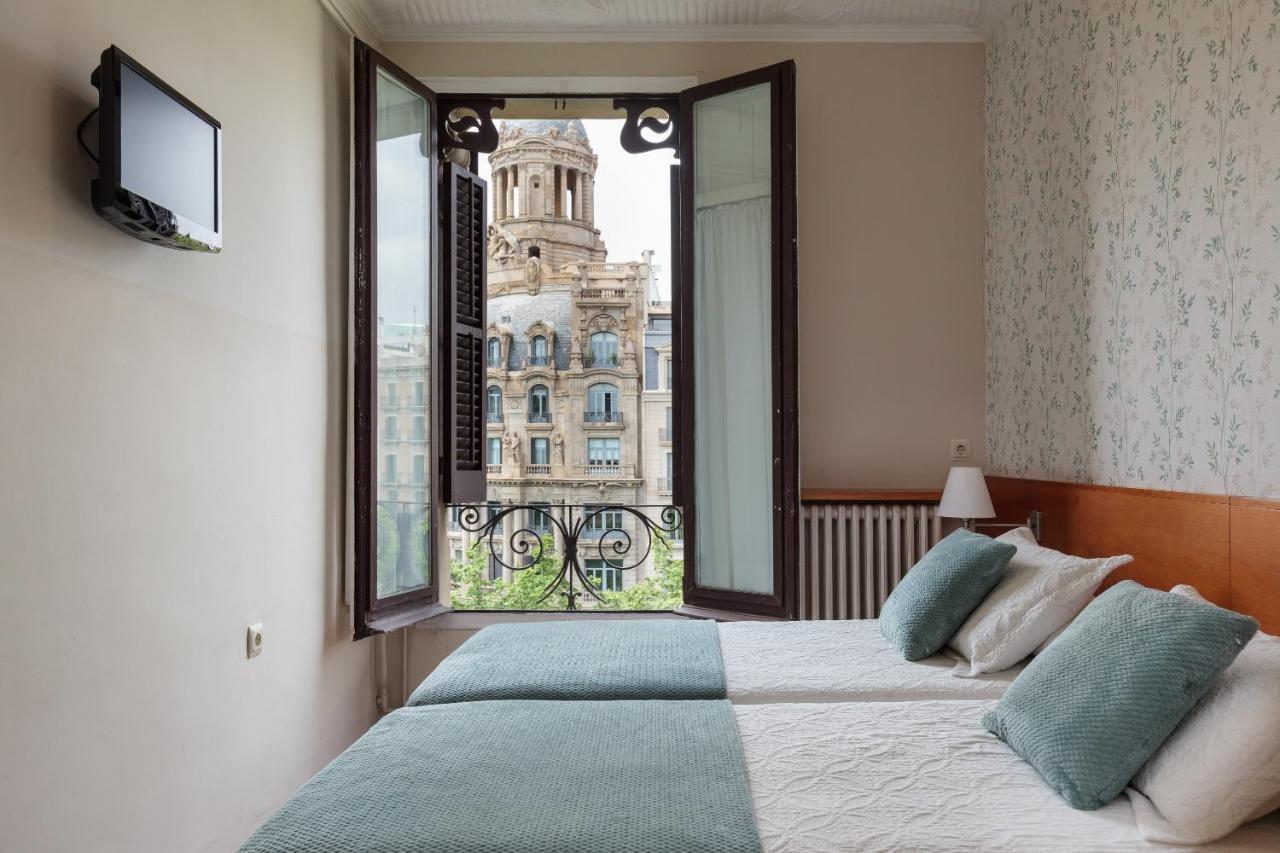 Hostal Oliva Barcelona Eksteriør billede